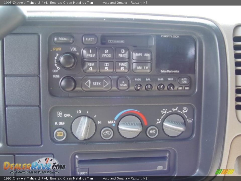 1995 Chevrolet Tahoe LS 4x4 Emerald Green Metallic / Tan Photo #12