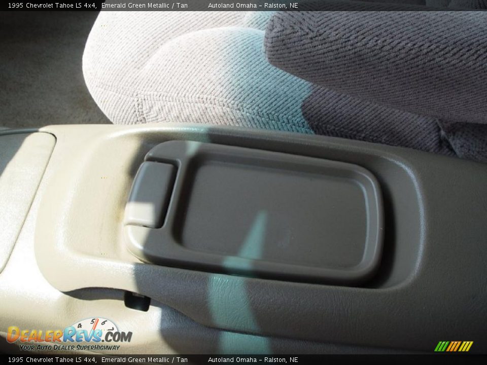 1995 Chevrolet Tahoe LS 4x4 Emerald Green Metallic / Tan Photo #13