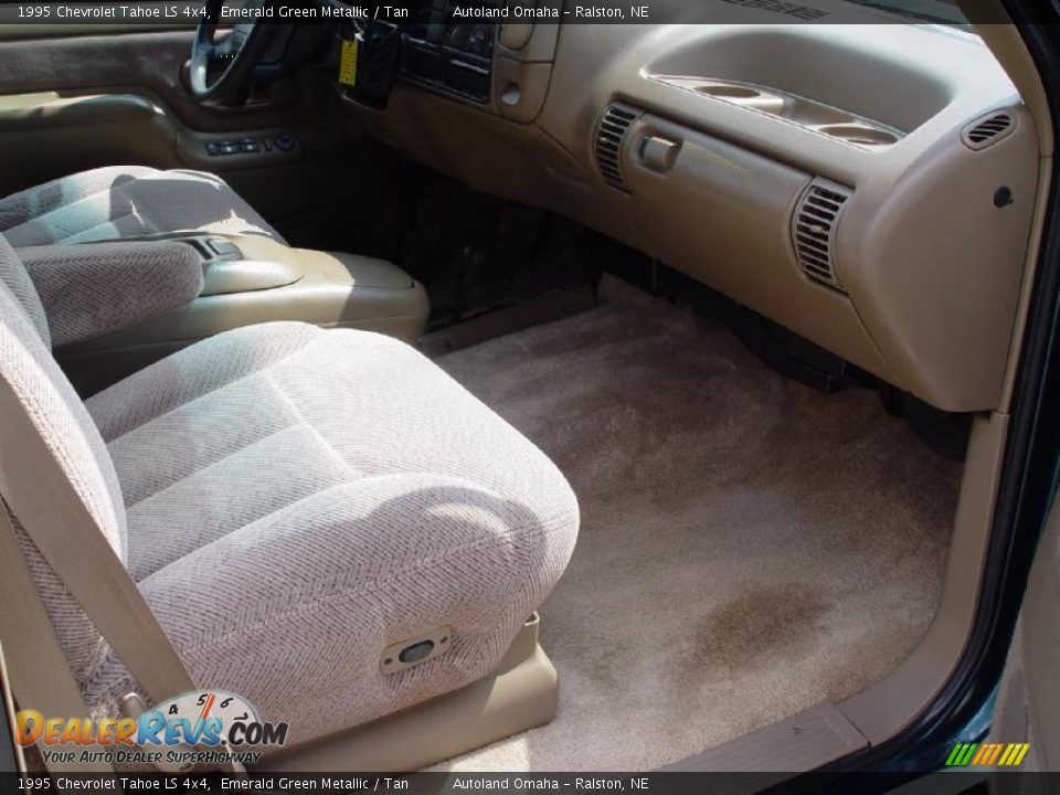 1995 Chevrolet Tahoe LS 4x4 Emerald Green Metallic / Tan Photo #22