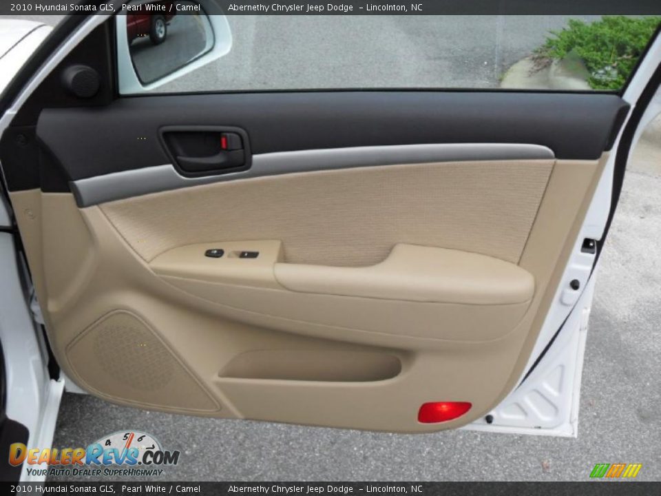 2010 Hyundai Sonata GLS Pearl White / Camel Photo #19