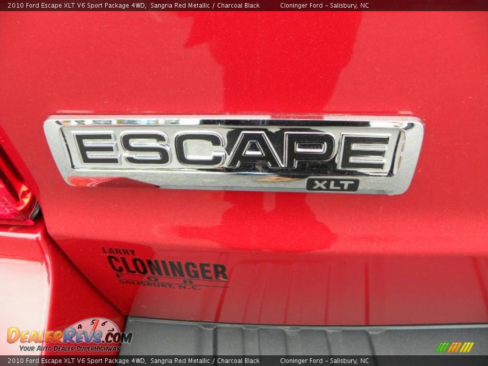 2010 Ford Escape XLT V6 Sport Package 4WD Sangria Red Metallic / Charcoal Black Photo #14