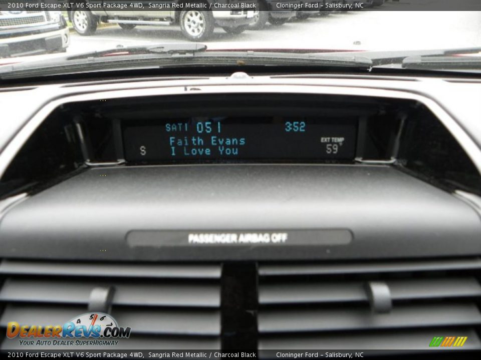 2010 Ford Escape XLT V6 Sport Package 4WD Sangria Red Metallic / Charcoal Black Photo #20