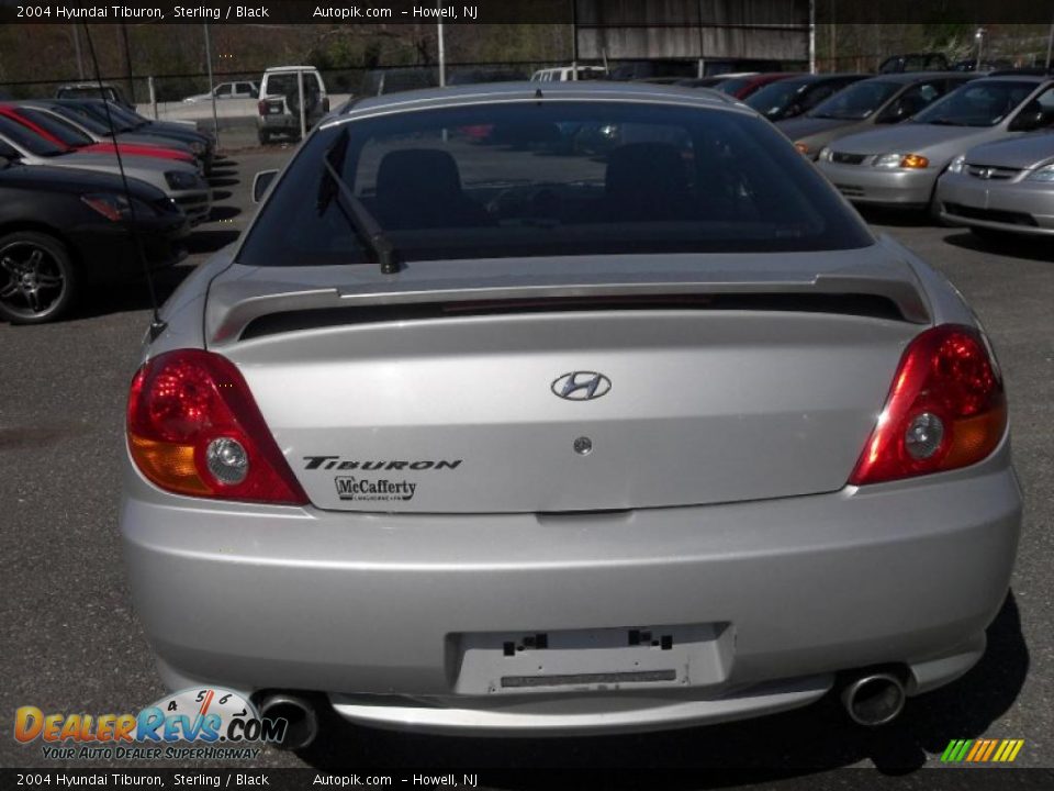 2004 Hyundai Tiburon Sterling / Black Photo #6