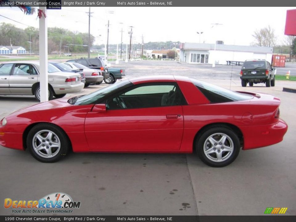 1998 Chevrolet Camaro Coupe Bright Red / Dark Grey Photo #2