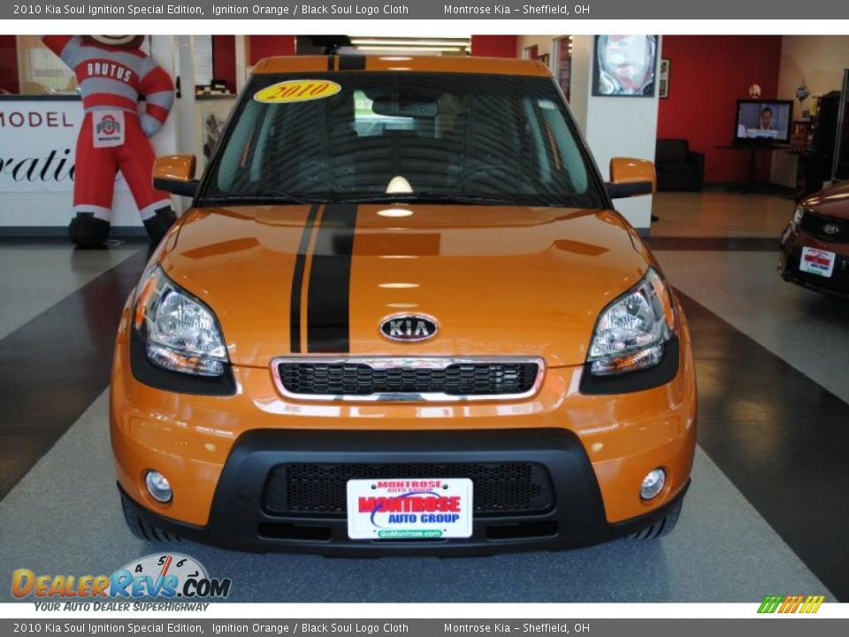 2010 Kia Soul Ignition Special Edition Ignition Orange / Black Soul Logo Cloth Photo #11