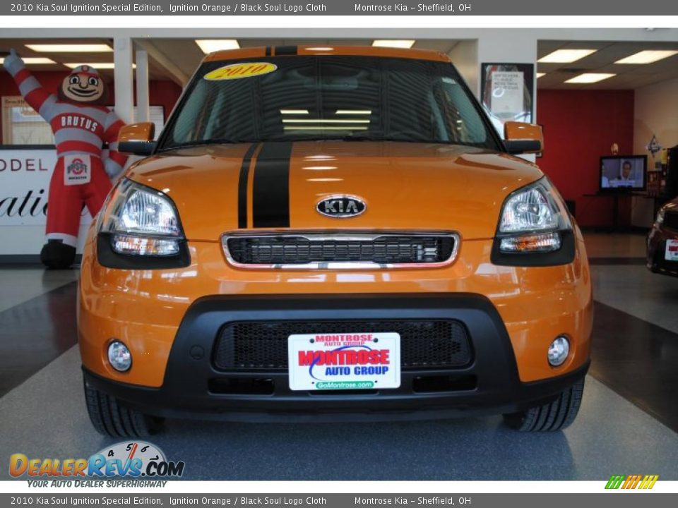 2010 Kia Soul Ignition Special Edition Ignition Orange / Black Soul Logo Cloth Photo #12