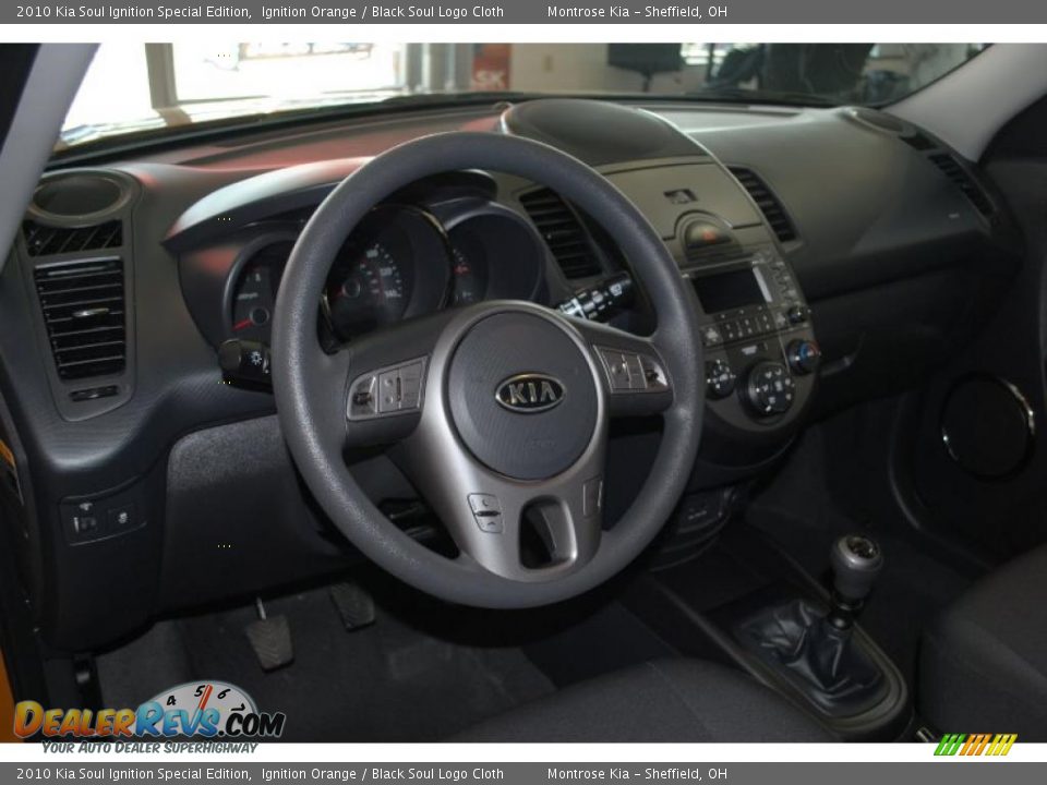 2010 Kia Soul Ignition Special Edition Ignition Orange / Black Soul Logo Cloth Photo #14