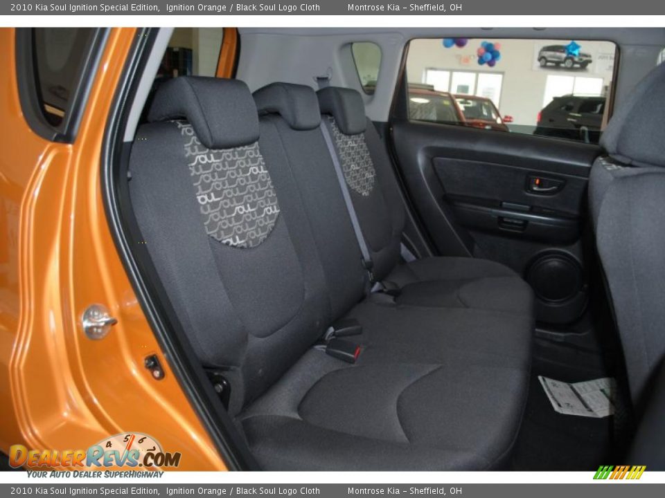 2010 Kia Soul Ignition Special Edition Ignition Orange / Black Soul Logo Cloth Photo #19
