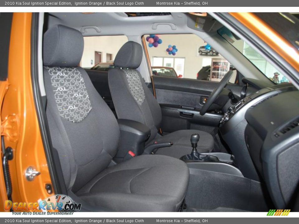 2010 Kia Soul Ignition Special Edition Ignition Orange / Black Soul Logo Cloth Photo #21