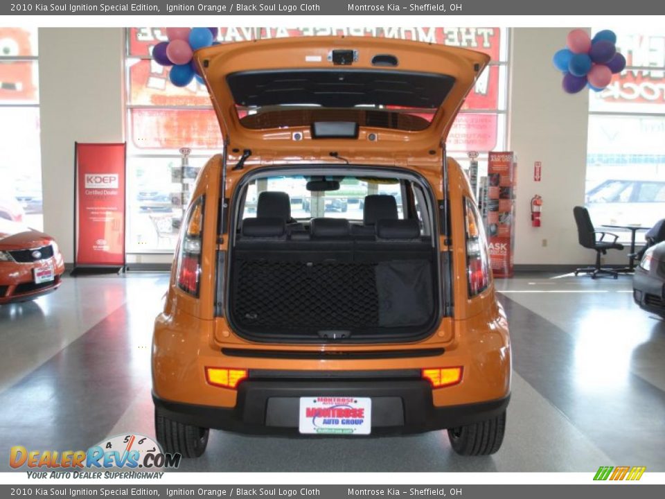 2010 Kia Soul Ignition Special Edition Ignition Orange / Black Soul Logo Cloth Photo #24