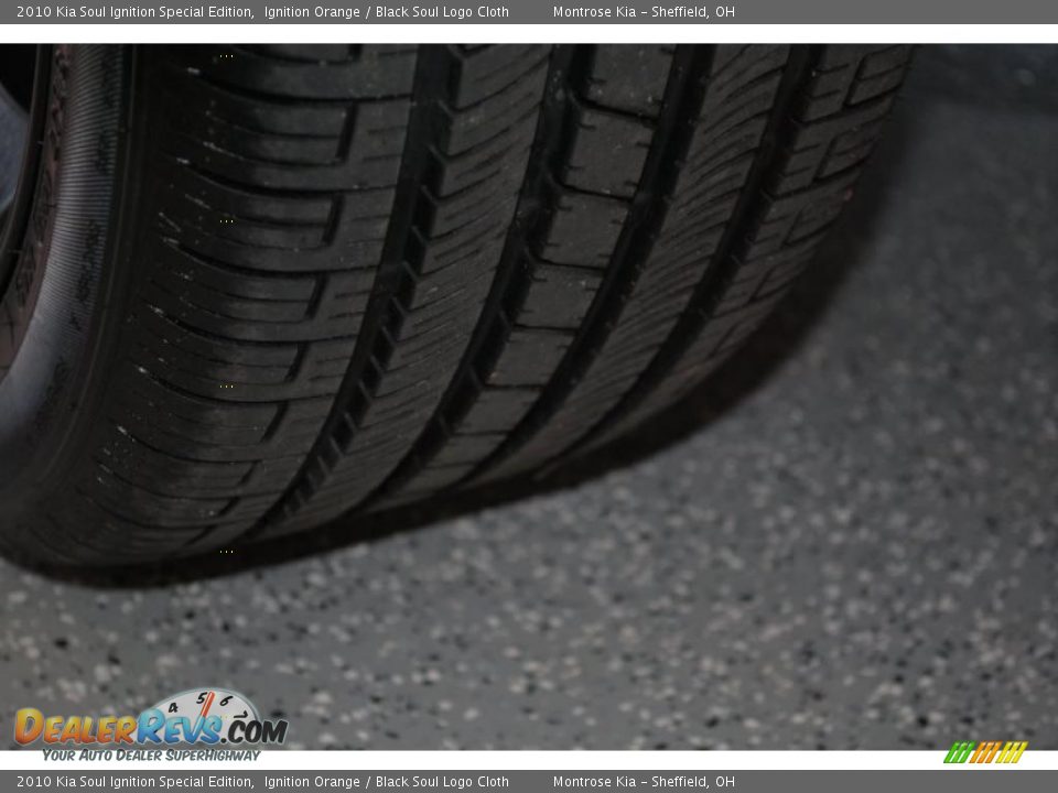 2010 Kia Soul Ignition Special Edition Ignition Orange / Black Soul Logo Cloth Photo #27