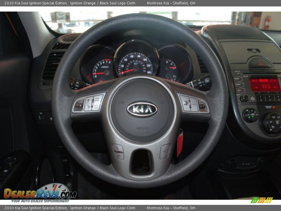 2010 Kia Soul Ignition Special Edition Ignition Orange / Black Soul Logo Cloth Photo #30