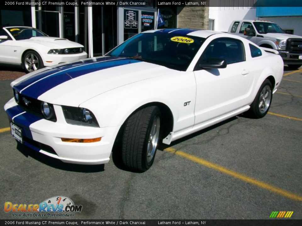 2006 Ford Mustang GT Premium Coupe Performance White / Dark Charcoal Photo #1