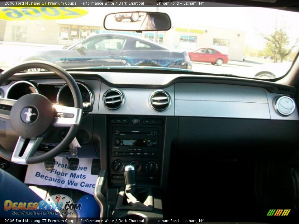 2006 Ford Mustang GT Premium Coupe Performance White / Dark Charcoal Photo #12