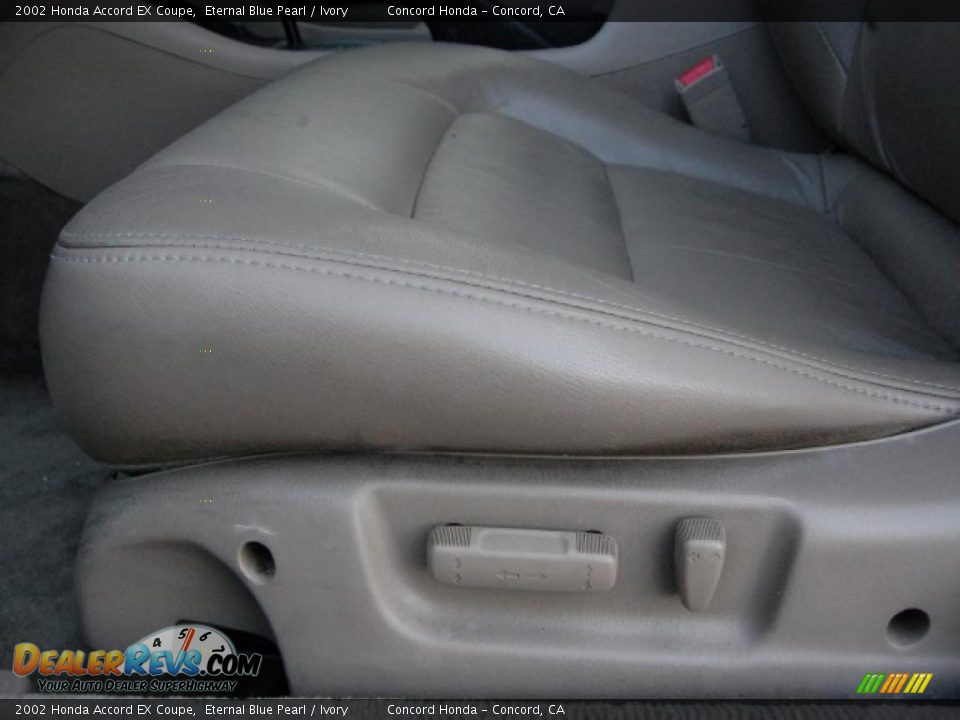 2002 Honda Accord EX Coupe Eternal Blue Pearl / Ivory Photo #18
