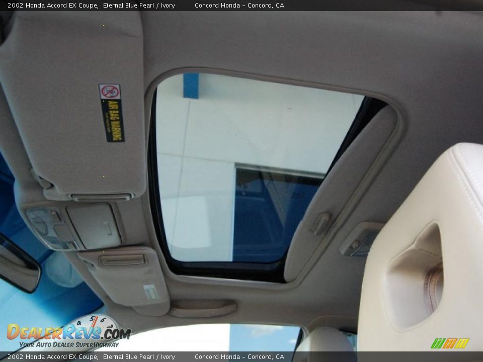 2002 Honda Accord EX Coupe Eternal Blue Pearl / Ivory Photo #22