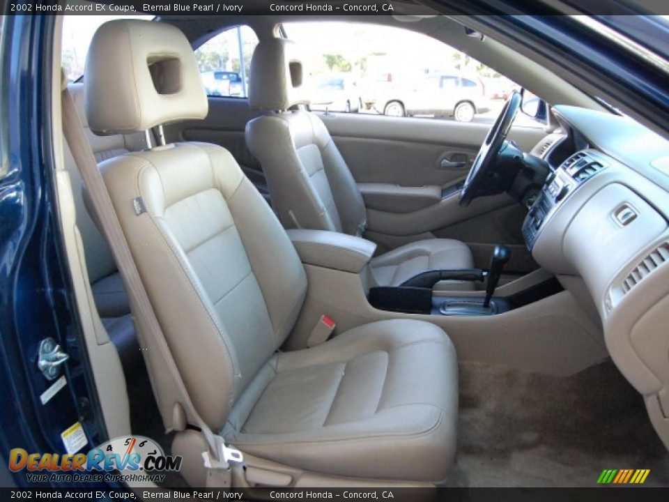 2002 Honda Accord EX Coupe Eternal Blue Pearl / Ivory Photo #26