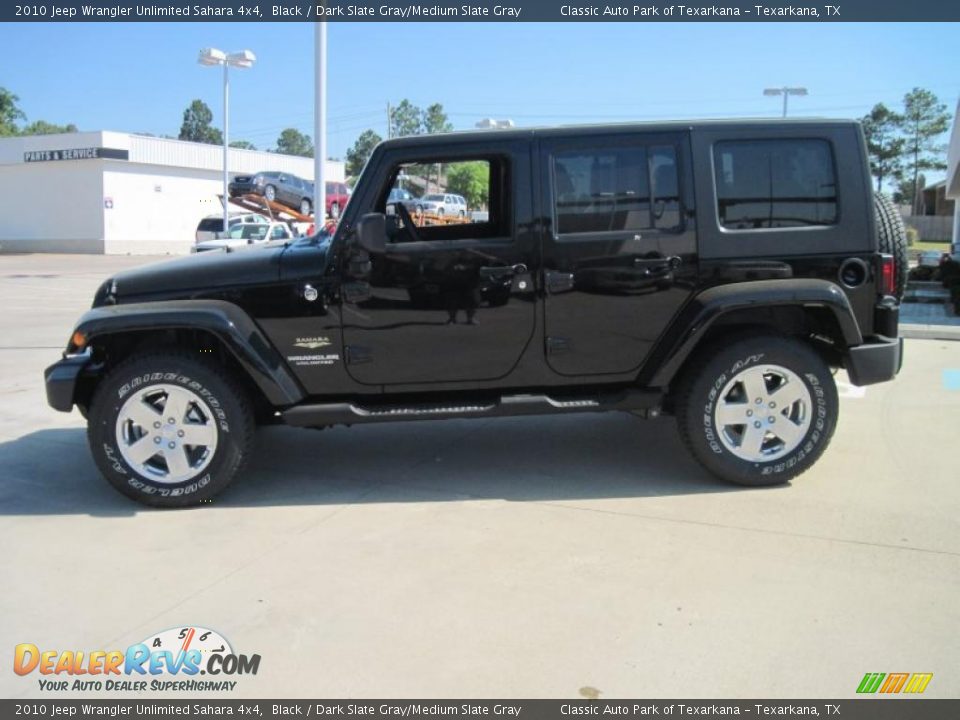 2010 Jeep Wrangler Unlimited Sahara 4x4 Black / Dark Slate Gray/Medium Slate Gray Photo #3