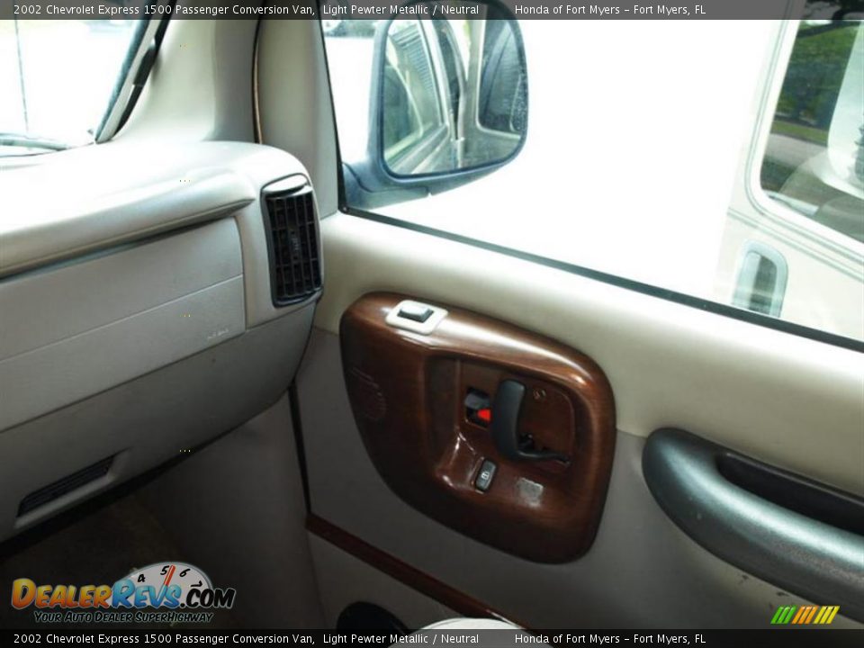 2002 Chevrolet Express 1500 Passenger Conversion Van Light Pewter Metallic / Neutral Photo #12