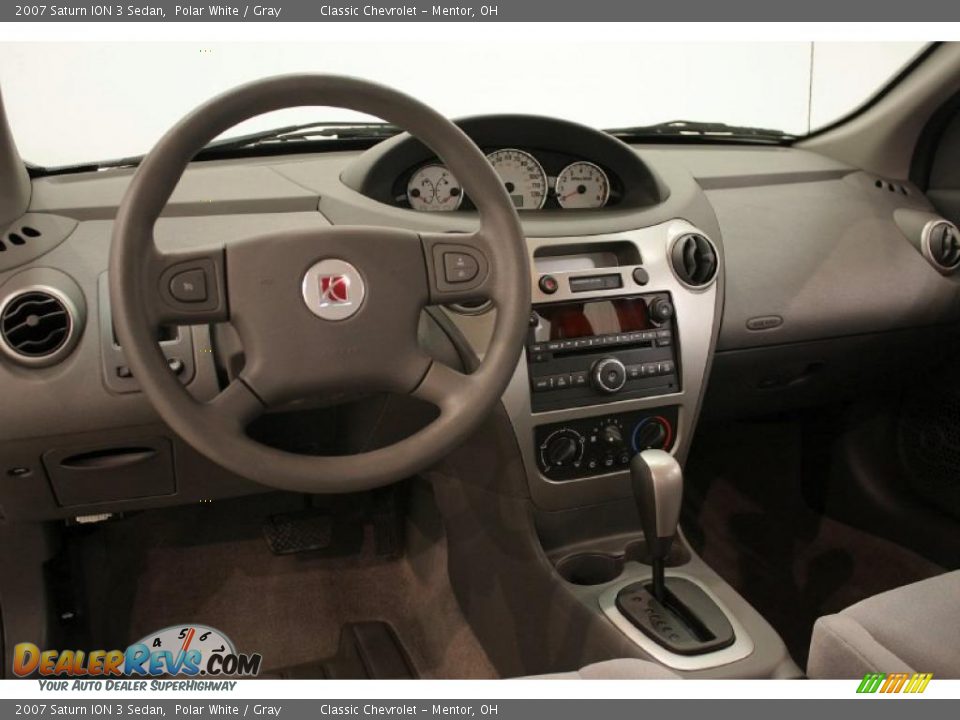 2007 Saturn ION 3 Sedan Polar White / Gray Photo #12