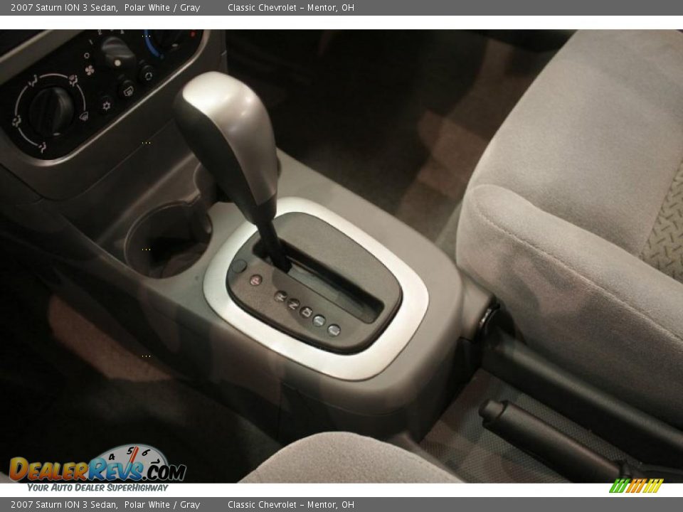 2007 Saturn ION 3 Sedan Polar White / Gray Photo #17