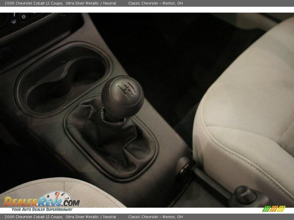 2006 Chevrolet Cobalt LS Coupe Ultra Silver Metallic / Neutral Photo #14
