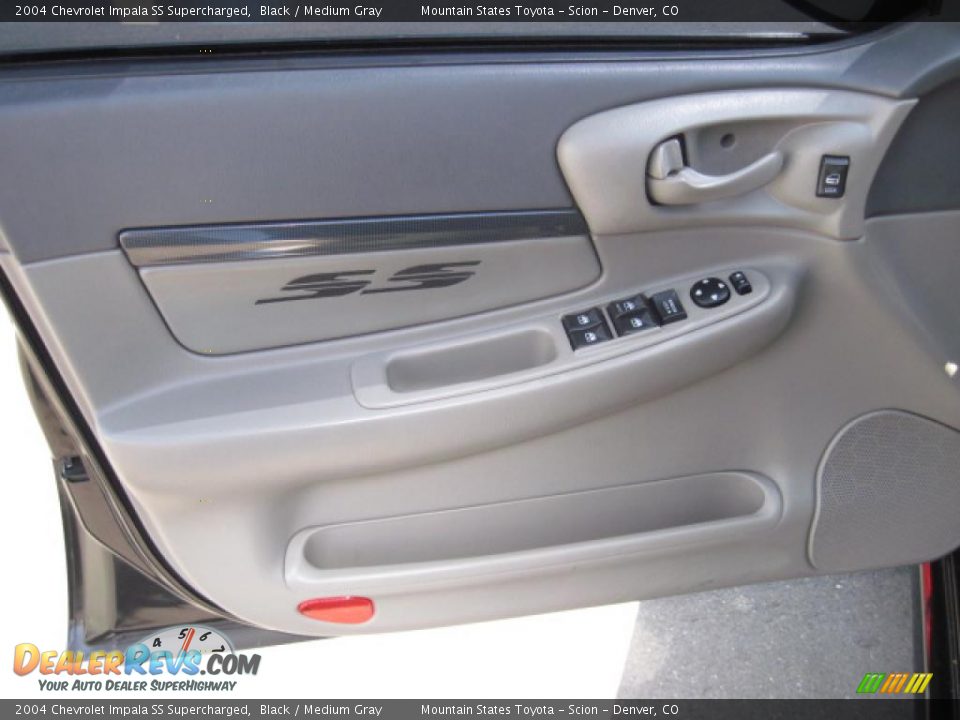 2004 Chevrolet Impala SS Supercharged Black / Medium Gray Photo #7