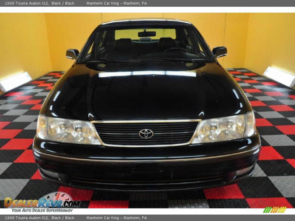 1999 Toyota Avalon XLS Black / Black Photo #2