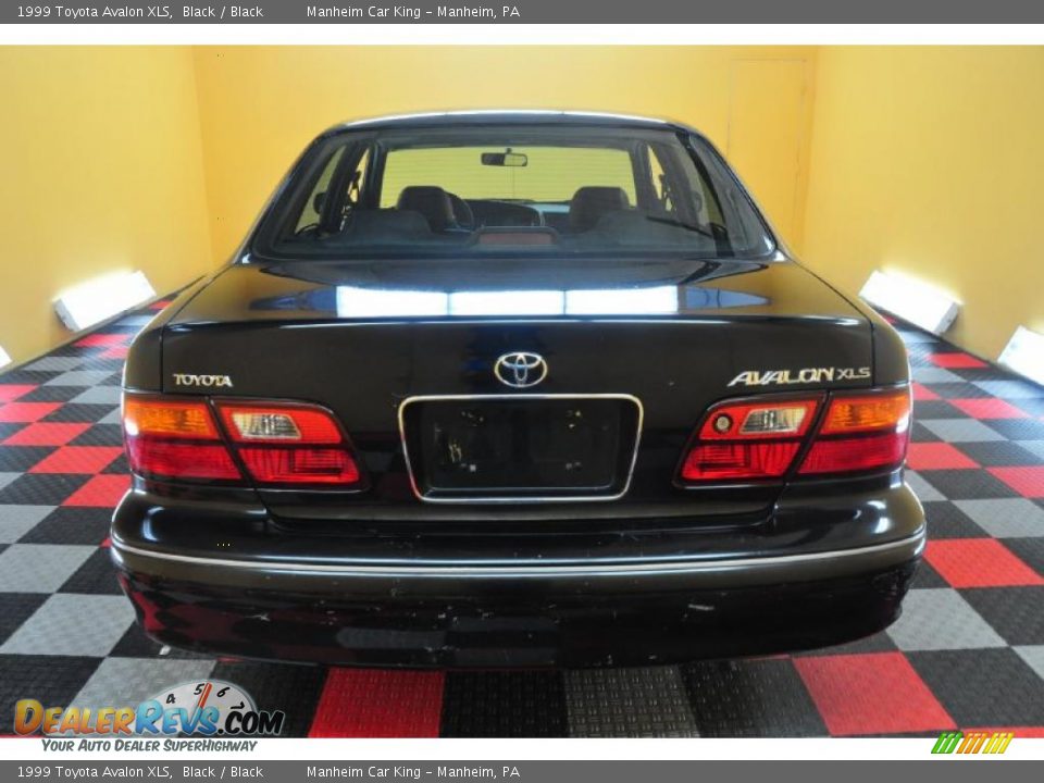 1999 Toyota Avalon XLS Black / Black Photo #5