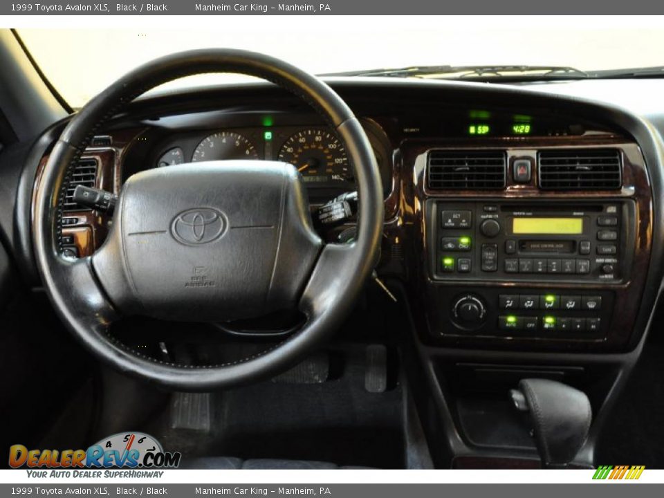 1999 Toyota Avalon XLS Black / Black Photo #7