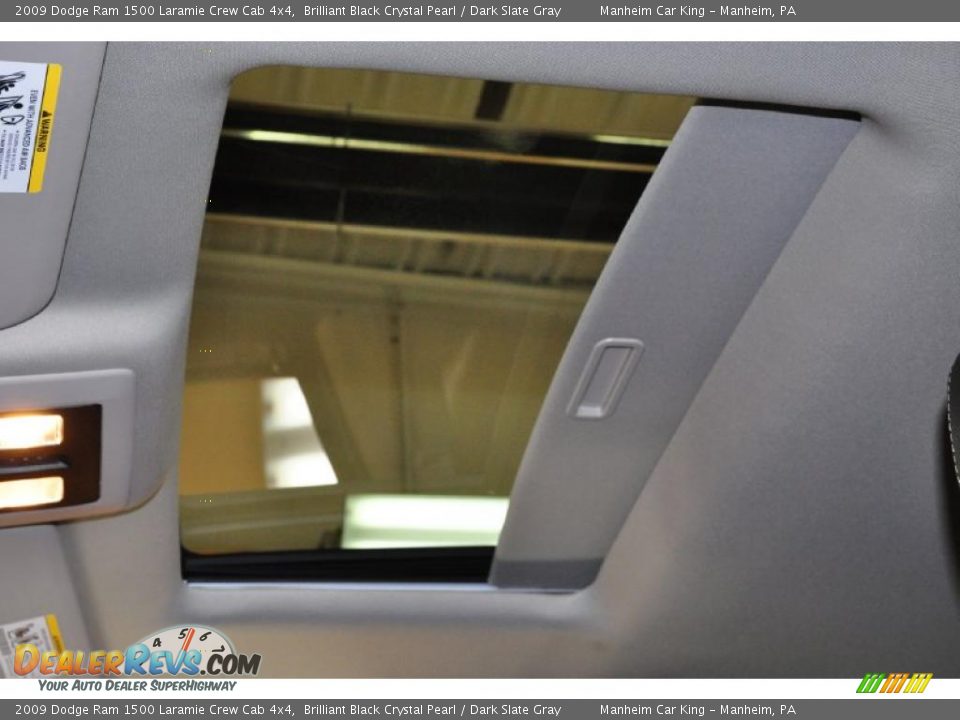 2009 Dodge Ram 1500 Laramie Crew Cab 4x4 Brilliant Black Crystal Pearl / Dark Slate Gray Photo #11