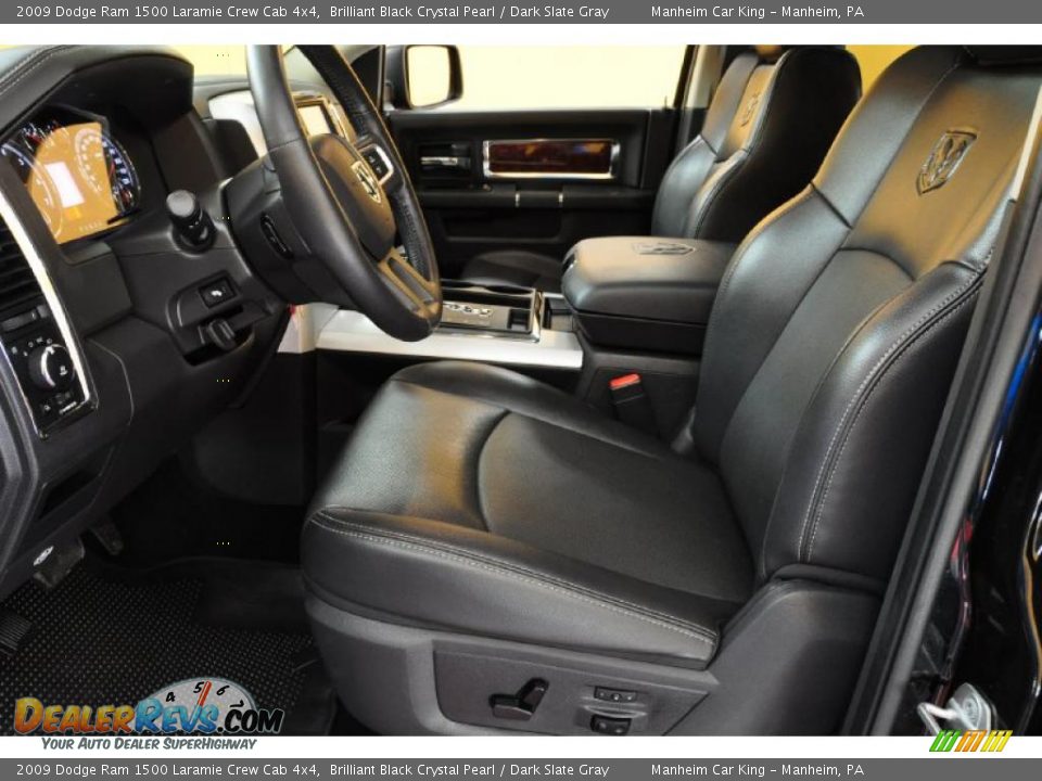 2009 Dodge Ram 1500 Laramie Crew Cab 4x4 Brilliant Black Crystal Pearl / Dark Slate Gray Photo #13