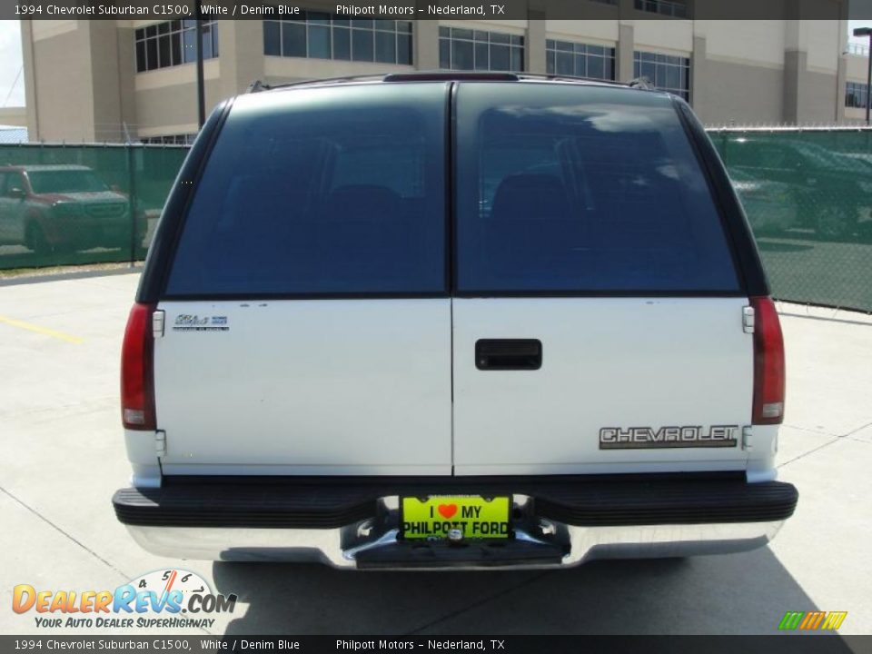 1994 Chevrolet Suburban C1500 White / Denim Blue Photo #4