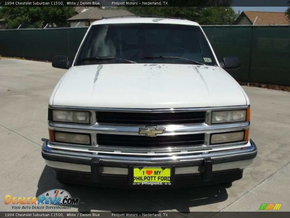 1994 Chevrolet Suburban C1500 White / Denim Blue Photo #8