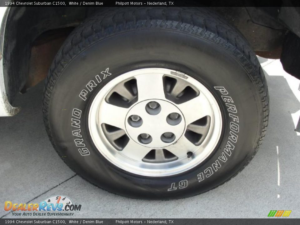 1994 Chevrolet Suburban C1500 White / Denim Blue Photo #16