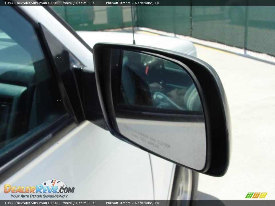 1994 Chevrolet Suburban C1500 White / Denim Blue Photo #18