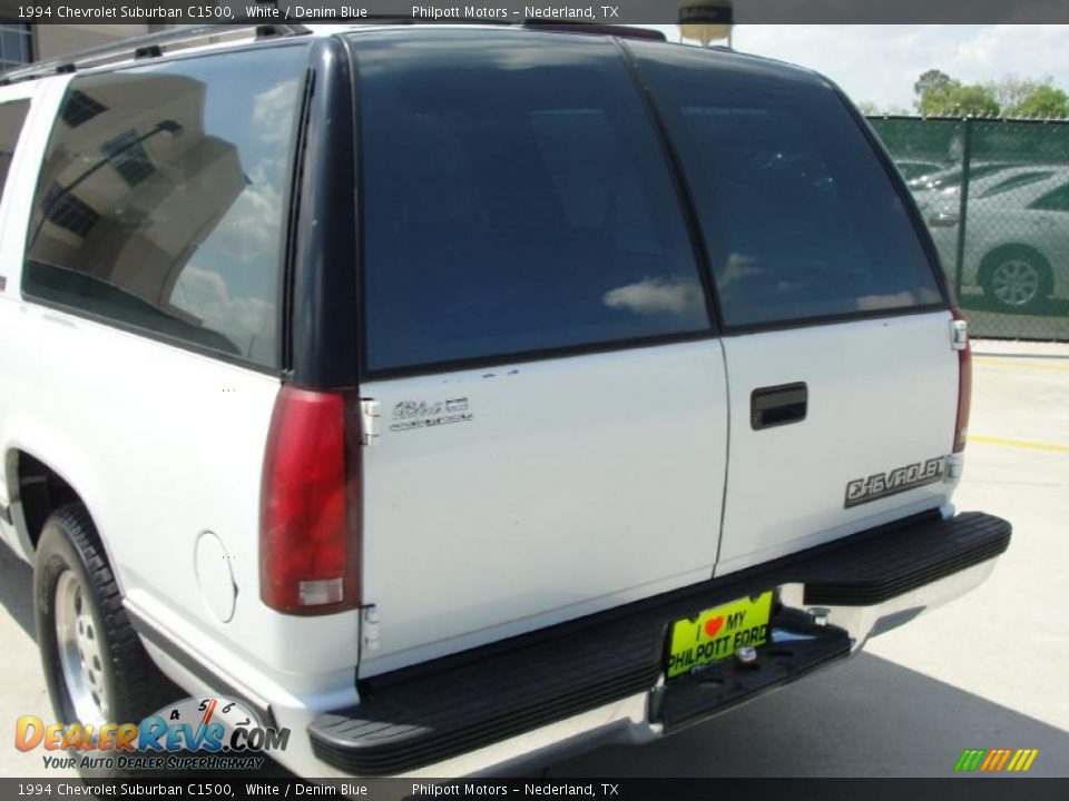 1994 Chevrolet Suburban C1500 White / Denim Blue Photo #23
