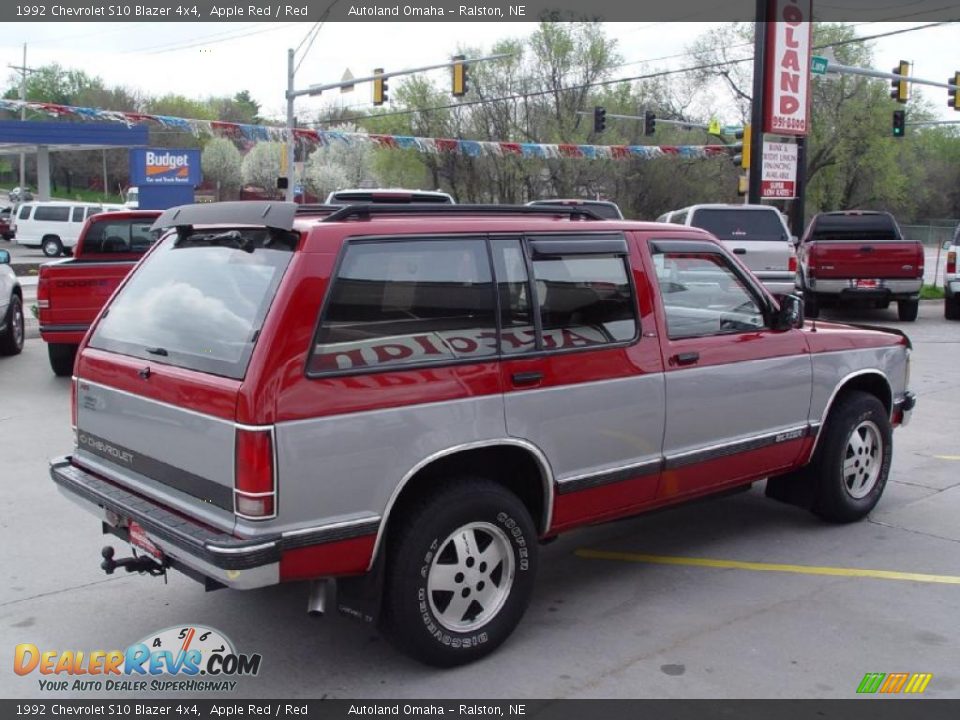 1992 Chevrolet S10 Blazer 4x4 Apple Red / Red Photo #5