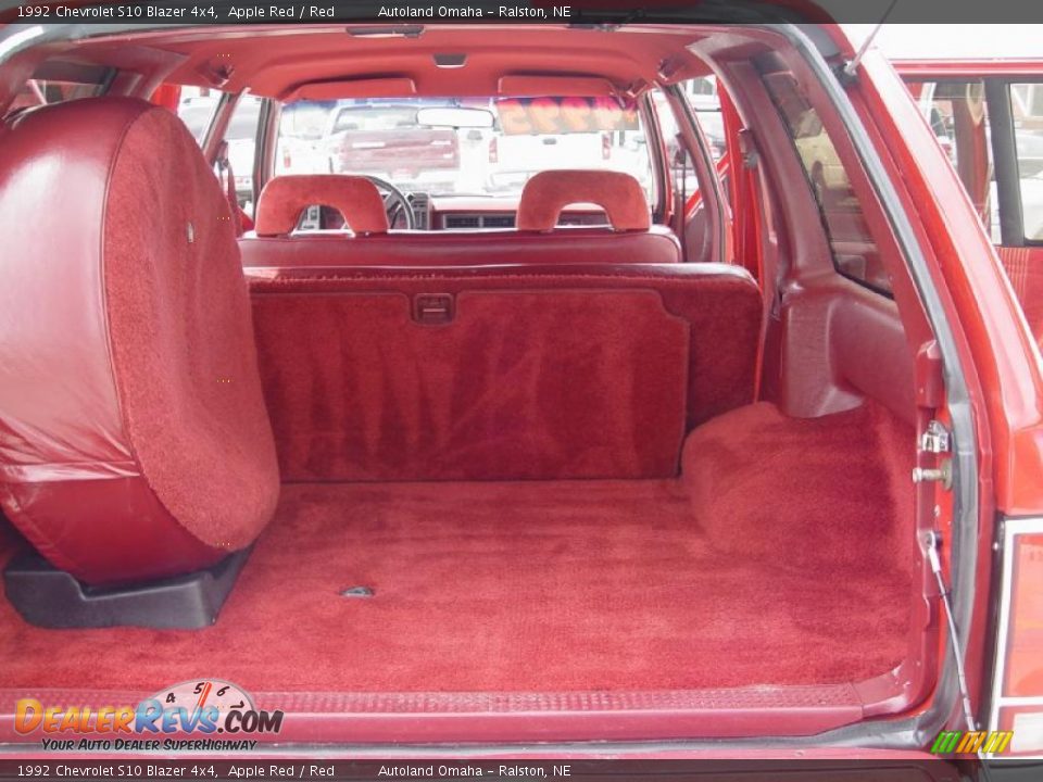 1992 Chevrolet S10 Blazer 4x4 Apple Red / Red Photo #15