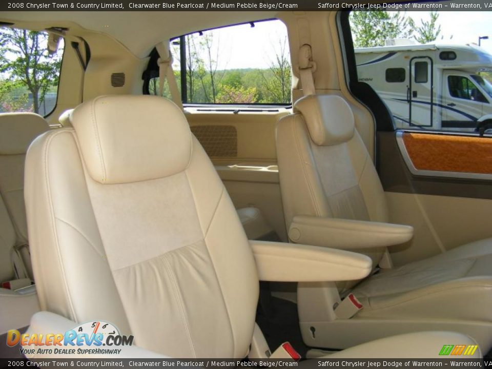 2008 Chrysler Town & Country Limited Clearwater Blue Pearlcoat / Medium Pebble Beige/Cream Photo #25