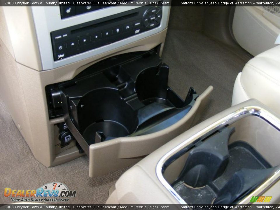 2008 Chrysler Town & Country Limited Clearwater Blue Pearlcoat / Medium Pebble Beige/Cream Photo #30