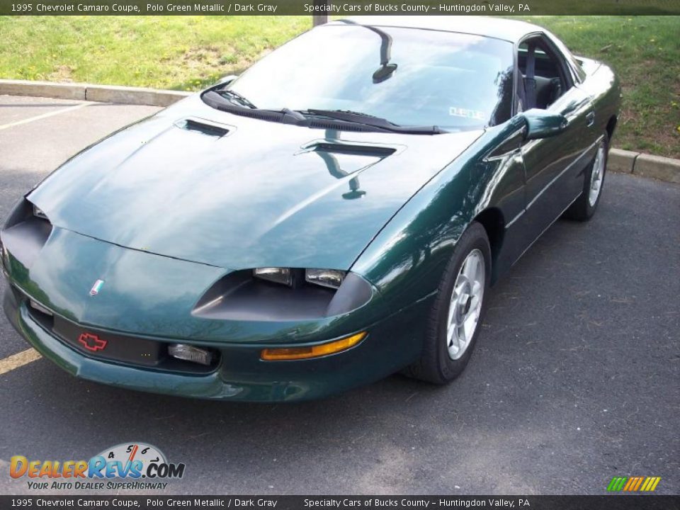 1995 Chevrolet Camaro Coupe Polo Green Metallic / Dark Gray Photo #16