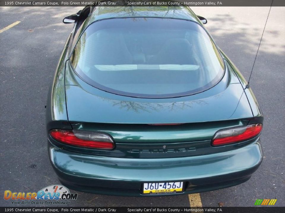 1995 Chevrolet Camaro Coupe Polo Green Metallic / Dark Gray Photo #17