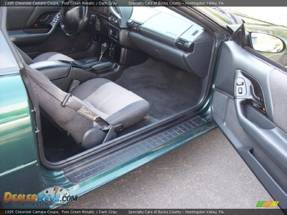 Dark Gray Interior - 1995 Chevrolet Camaro Coupe Photo #23