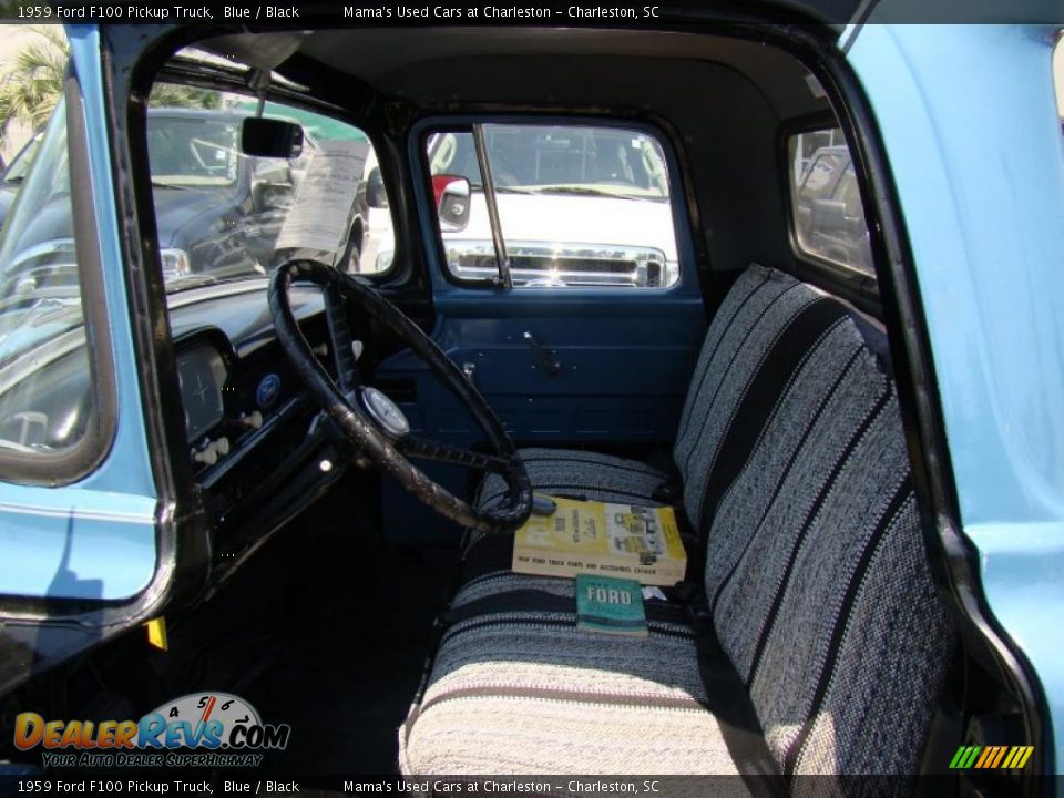 1959 Ford F100 Pickup Truck Blue / Black Photo #16