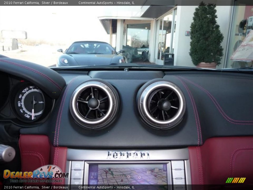 Controls of 2010 Ferrari California  Photo #20