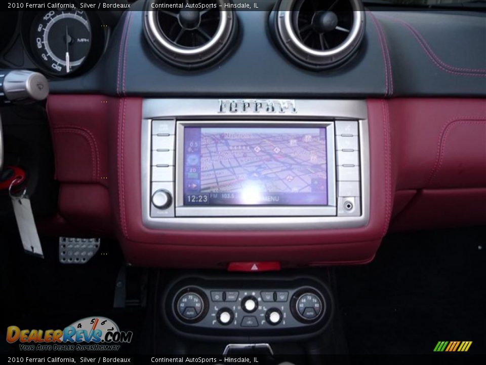 Controls of 2010 Ferrari California  Photo #21