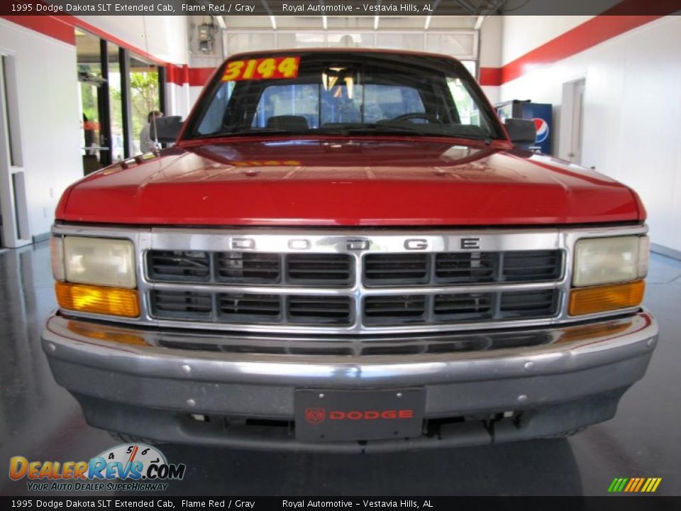 1995 Dodge Dakota SLT Extended Cab Flame Red / Gray Photo #2