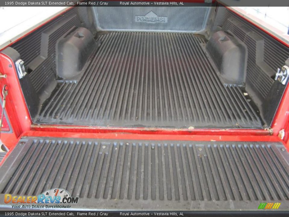 1995 Dodge Dakota SLT Extended Cab Flame Red / Gray Photo #20