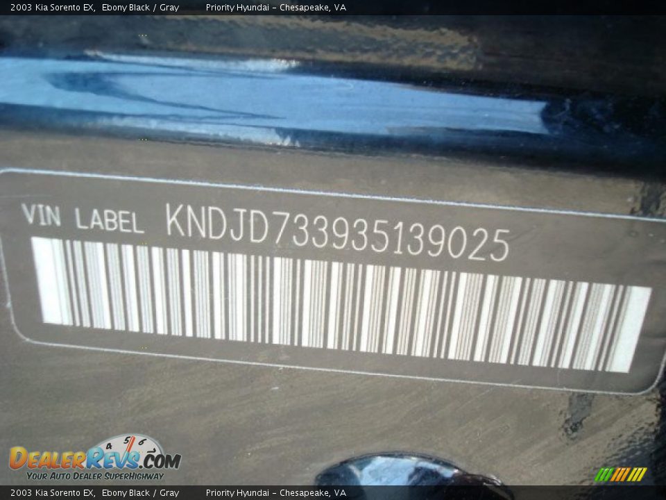 2003 Kia Sorento EX Ebony Black / Gray Photo #28